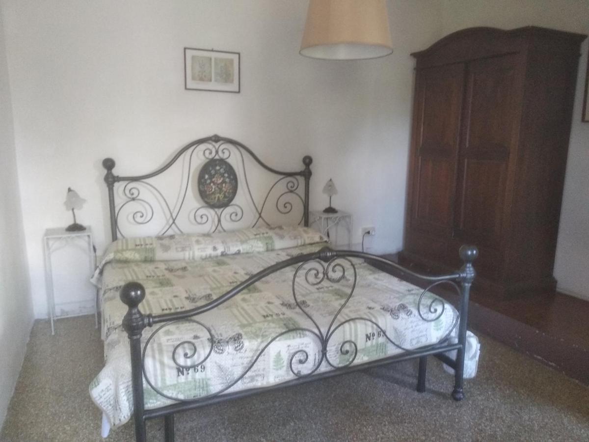 Agriturismo Santa Croce Σαν Τζιμινιάνο Εξωτερικό φωτογραφία