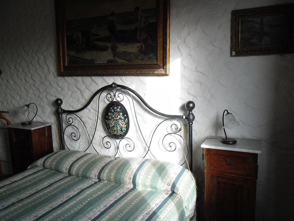 Agriturismo Santa Croce Σαν Τζιμινιάνο Δωμάτιο φωτογραφία
