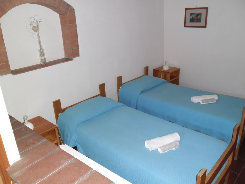 Agriturismo Santa Croce Σαν Τζιμινιάνο Δωμάτιο φωτογραφία